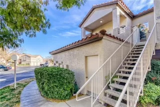 Photo #1: 2366222 Listing