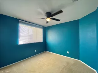 Photo #5: 2366242 Listing 