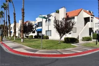 Photo #1: 2366254 Listing