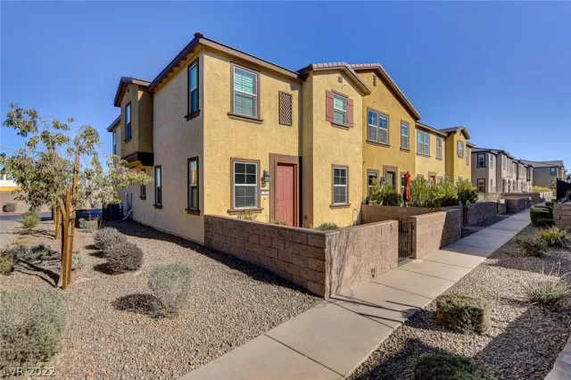 MLS: 2366259 Condo For Sale