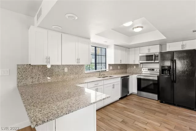 MLS: 2366278 Condo For Sale