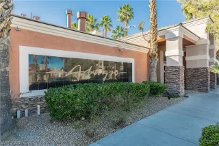 Photo #1: 2366285 Listing