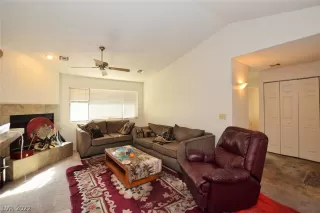 Photo #2: 2366308 Listing