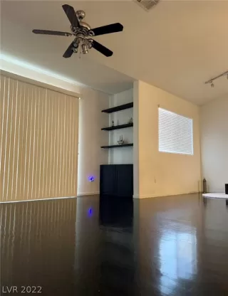 Photo #5: 2366410 Listing