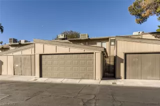 Photo #1: 2366437 Listing 