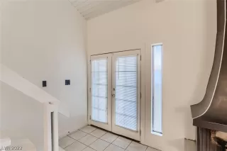 Photo #4: 2366437 Listing 