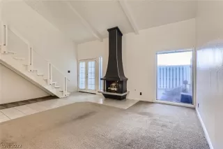 Photo #6: 2366437 Listing 