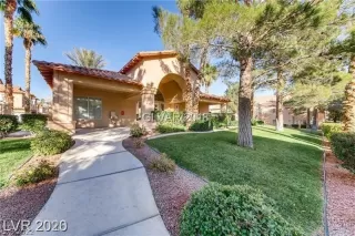 Photo #1: 2366452 Listing