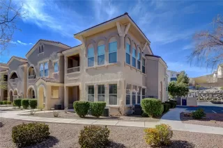 Photo #5: 2366470 Listing