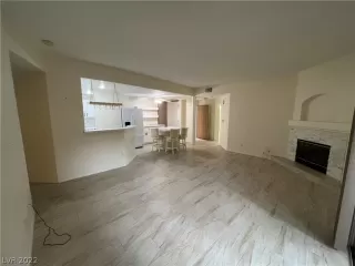 Photo #2: 2366473 Listing