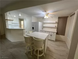 Photo #4: 2366473 Listing