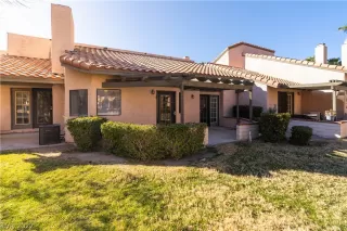 Photo #5: 2366483 Listing 