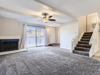 Photo #1: 2366549 Listing