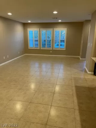 Photo #3: 2366555 Listing 