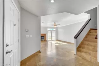 Photo #1: 2366594 Listing 