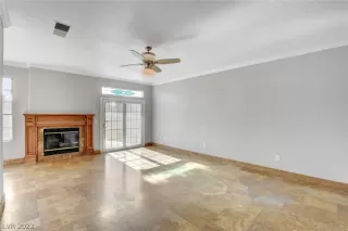 Photo #5: 2366594 Listing 