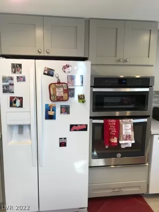 Photo #4: 2366604 Listing