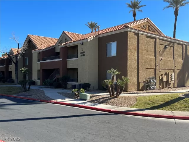 MLS: 2366618 Condo For Sale