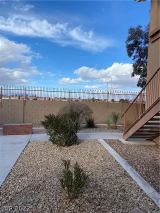 Photo #2: 2366640 Listing 