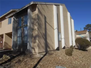 Photo #1: 2366647 Listing
