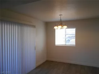 Photo #6: 2366647 Listing