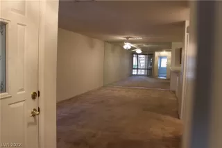 Photo #2: 2366651 Listing 