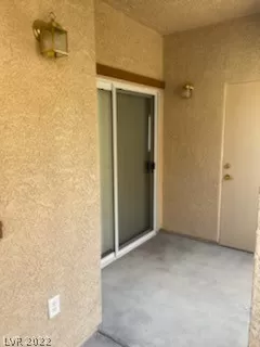 Photo #5: 2366670 Listing