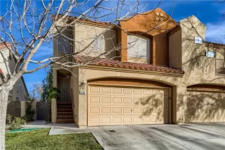 Photo #1: 2366701 Listing