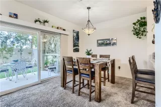 Photo #6: 2366701 Listing