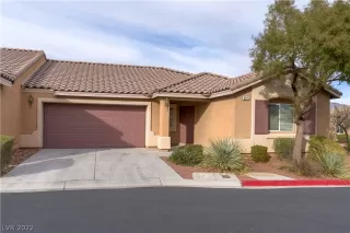 Photo #1: 2366716 Listing