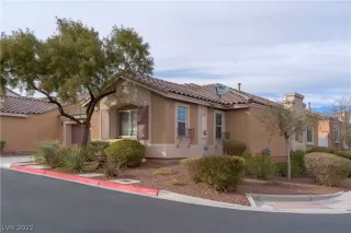 Photo #2: 2366716 Listing