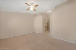 Photo #2: 2366721 Listing 