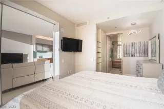 Photo #6: 2366736 Listing