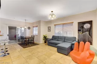 Photo #1: 2366740 Listing