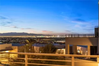 Photo #2: 2366768 Listing