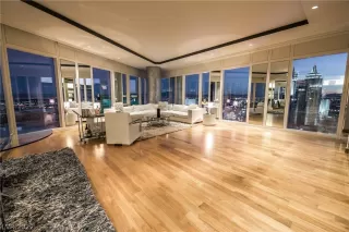 Photo #3: 2366857 Listing 