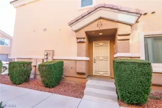 Photo #1: 2366943 Listing 