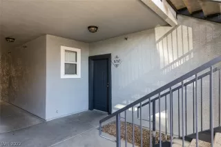 Photo #1: 2366996 Listing