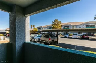 Photo #3: 2366996 Listing