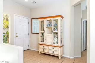 Photo #6: 2367023 Listing