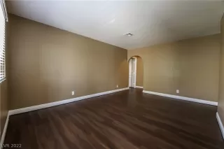 Photo #3: 2367032 Listing 