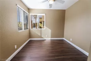 Photo #5: 2367032 Listing 