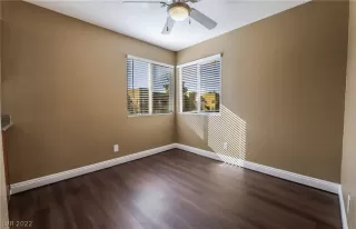 Photo #6: 2367032 Listing 