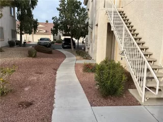 Photo #1: 2367060 Listing 