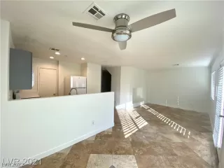 Photo #1: 2367090 Listing 