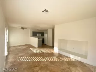 Photo #2: 2367090 Listing 