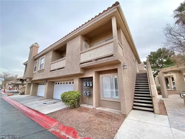 MLS: 2367096 Condo For Sale