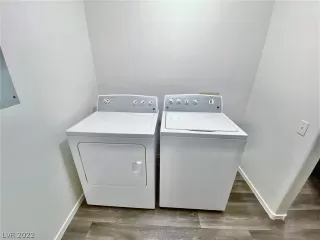 Photo #3: 2367096 Listing 