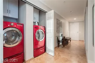 Photo #1: 2367100 Listing