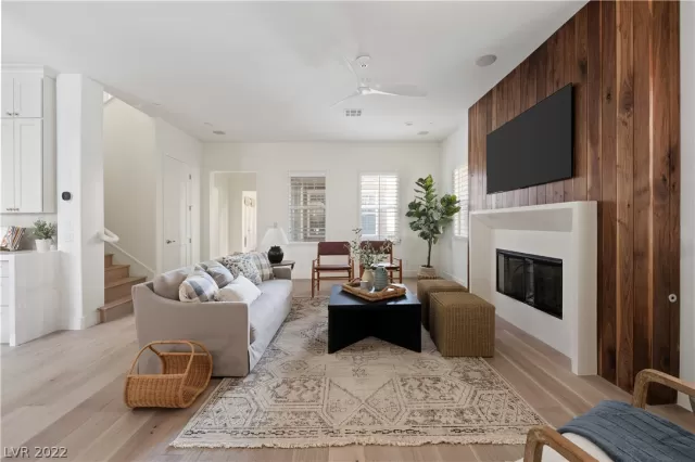 MLS: 2367121 Condo For Sale